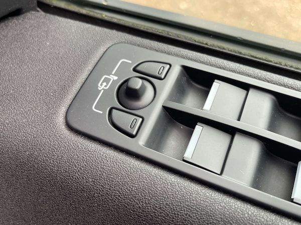 Used Land Rover Discovery Sport 2017 for sale - 76184954: Photo 20