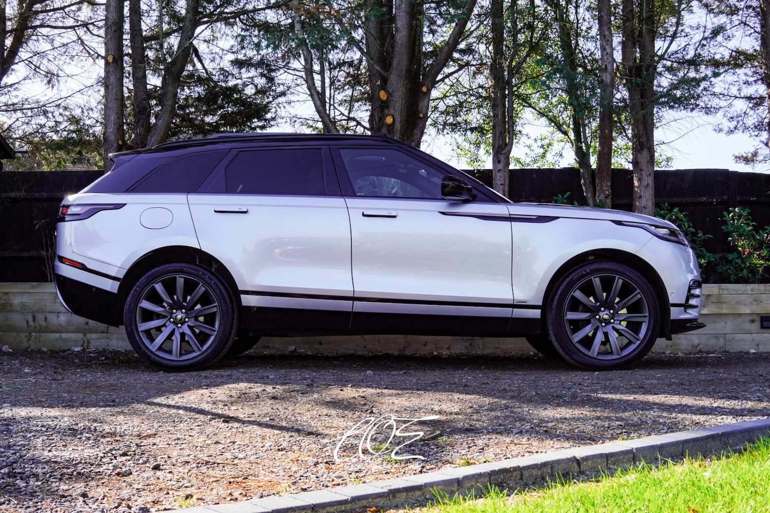 Used Land Rover Range Rover Velar 2018 for sale - 76643746: Photo 4