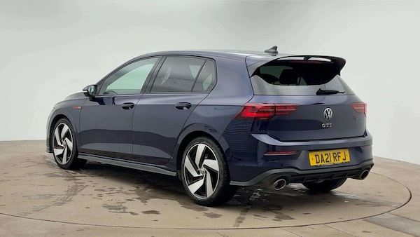 Used Volkswagen Golf 2021 for sale - 76107534: Photo 1