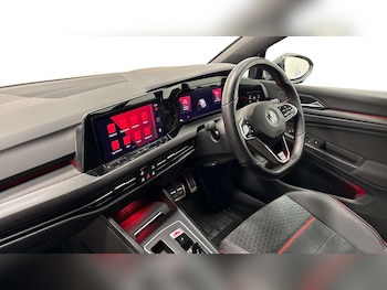 Used Volkswagen Golf 2021 for sale - 76107534: Photo 4