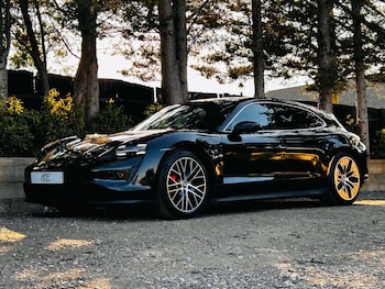 Used Porsche Taycan 2023 for sale - 79302471: Photo
