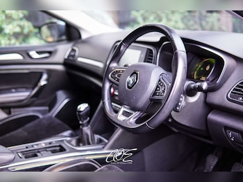 Used Renault Megane 2017 for sale - 77470122: Photo