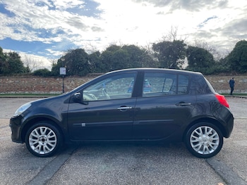 Used Renault Clio 2009 for sale - 77336953: Photo