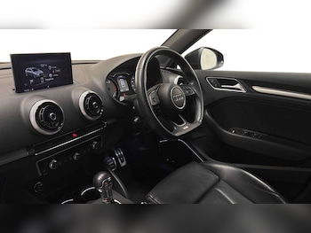 Used Audi A3 2018 for sale - 75948759: Photo