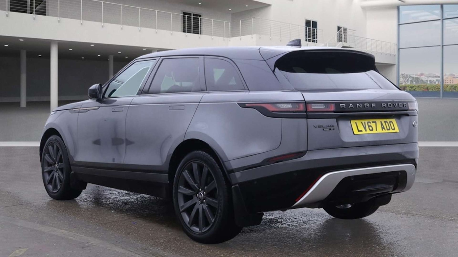 Used Land Rover Range Rover Velar 2017 for sale - 76829823: Photo 4