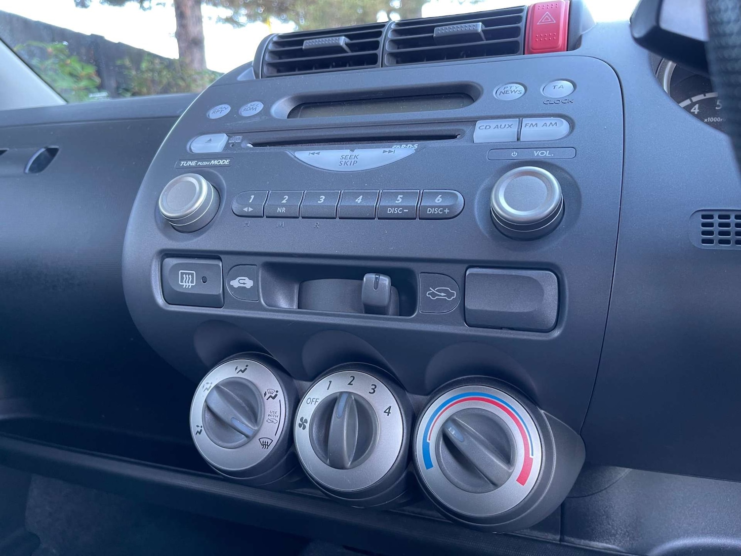 Used Honda Jazz 2005 for sale - 77170334: Photo 12