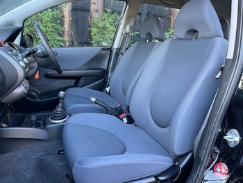 Used Honda Jazz 2005 for sale - 77170334: Photo