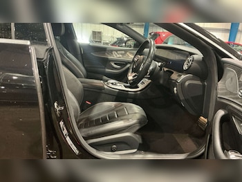 Used Mercedes-Benz CLS 2019 for sale - 76197187: Photo