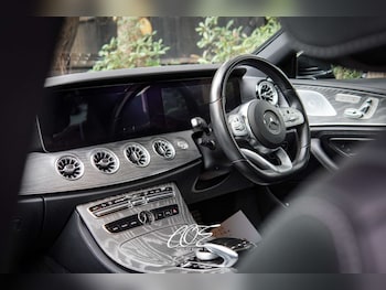 Used Mercedes-Benz CLS 2019 for sale - 76278197: Photo 2
