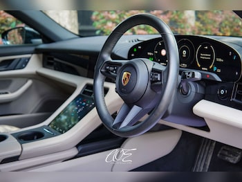 Used Porsche Taycan 2022 for sale - 78458914: Photo