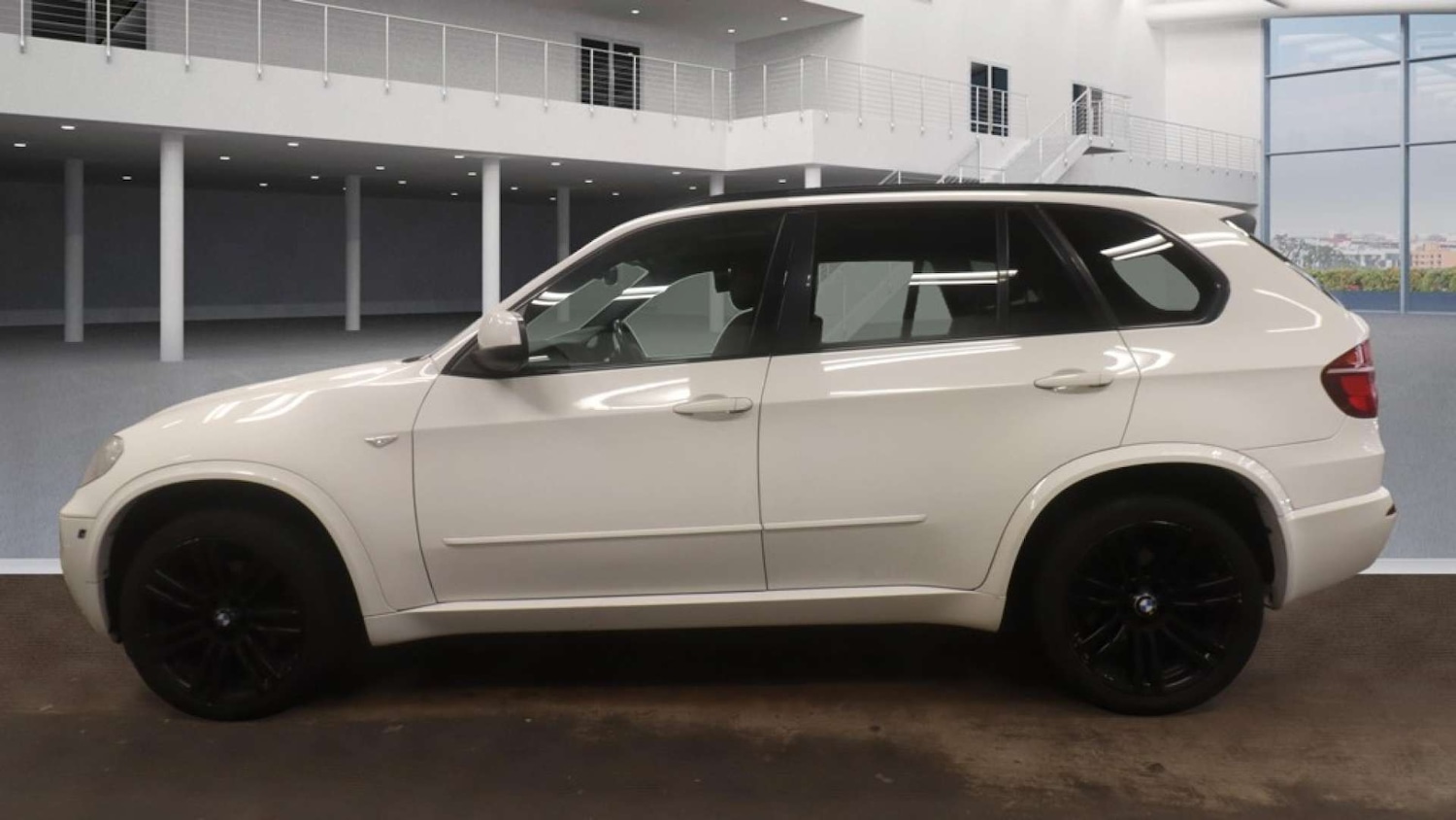 Used BMW X5 2013 for sale - 76451734: Photo 6