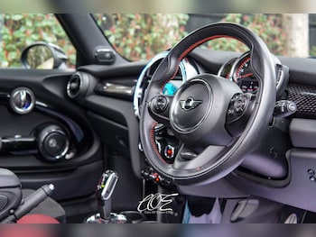 Used MINI Hatch 2018 for sale - 77690682: Photo