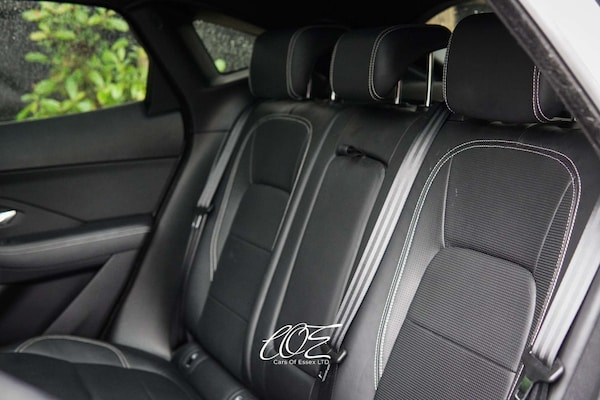 Used Jaguar E-Pace 2018 for sale - 76148250: Photo 28