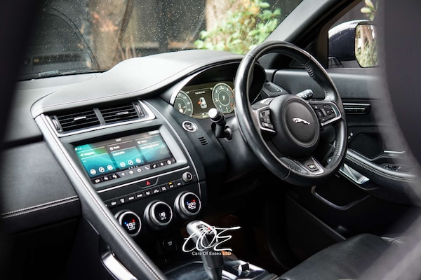 Used Jaguar E-Pace 2018 for sale - 76148250: Photo 2