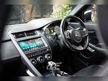 Used Jaguar E-Pace 2018 for sale - 76148250: Photo 2