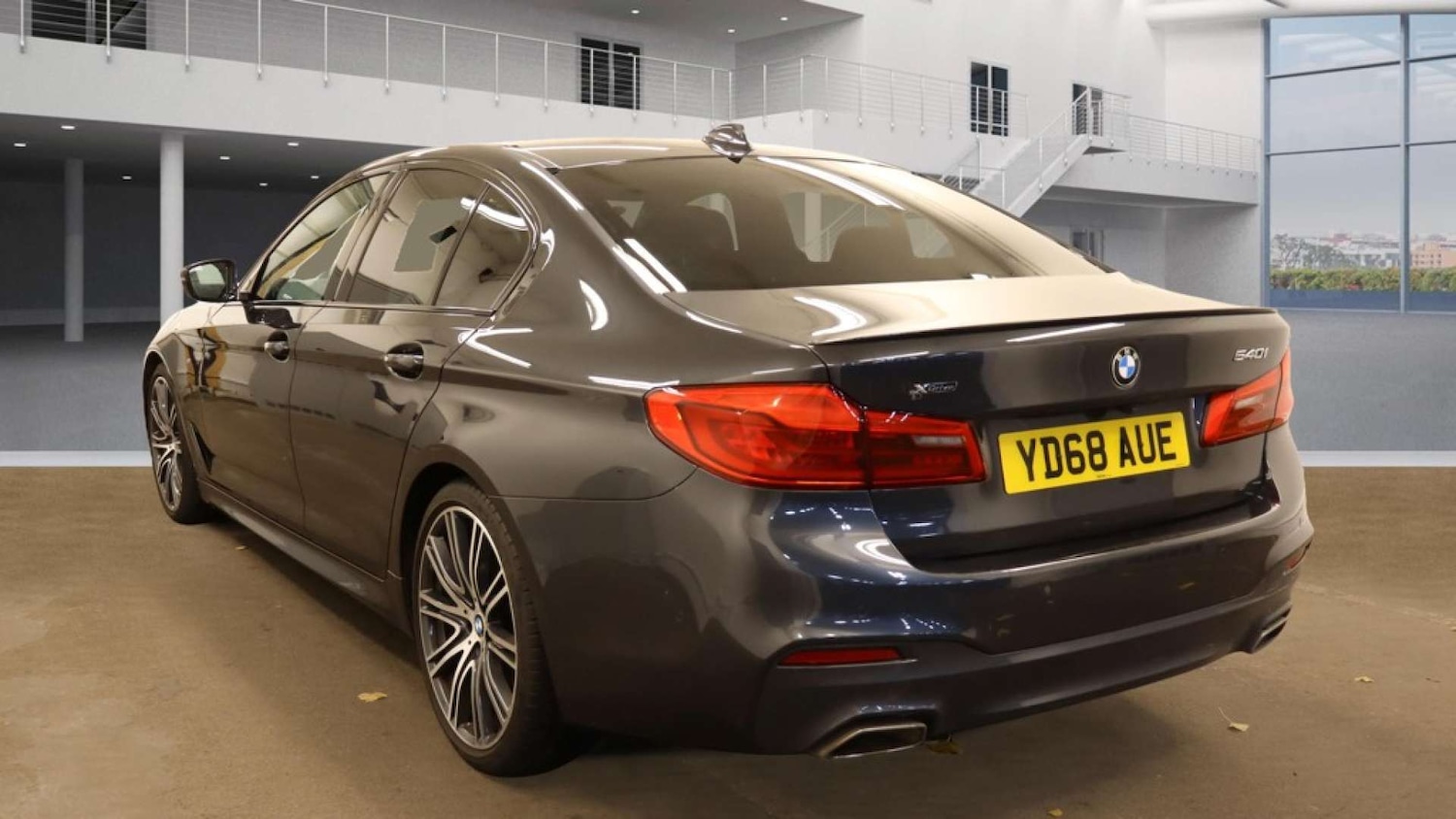 Used BMW 5 Series 2018 for sale - 76414850: Photo 3