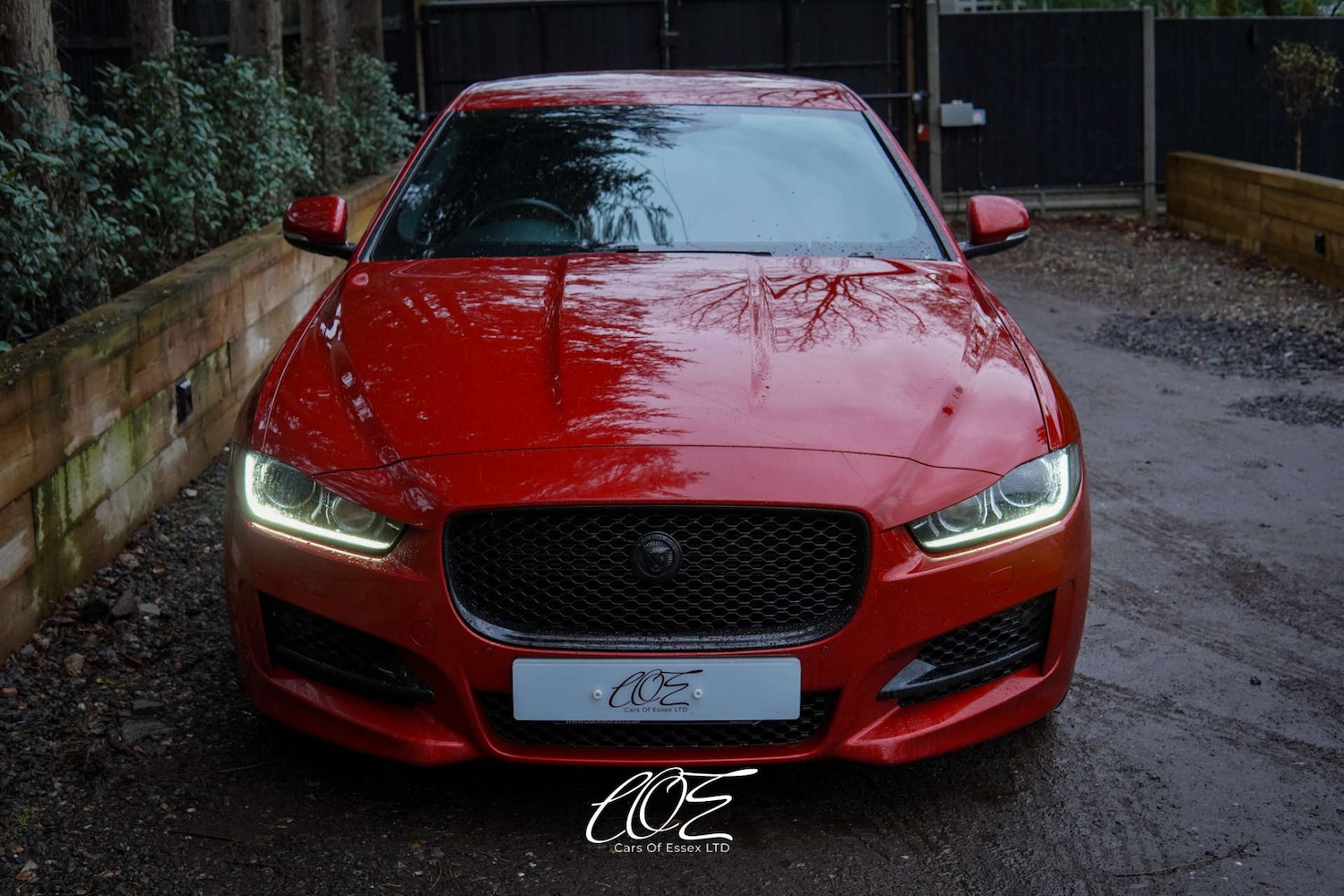 Used Jaguar XE 2018 for sale - 77276712: Photo 3