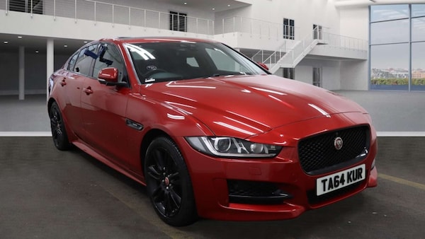 Used Jaguar XE 2017 for sale - 76304417: Photo 1