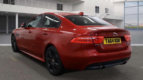 Used Jaguar XE 2017 for sale - 76304417: Photo 3
