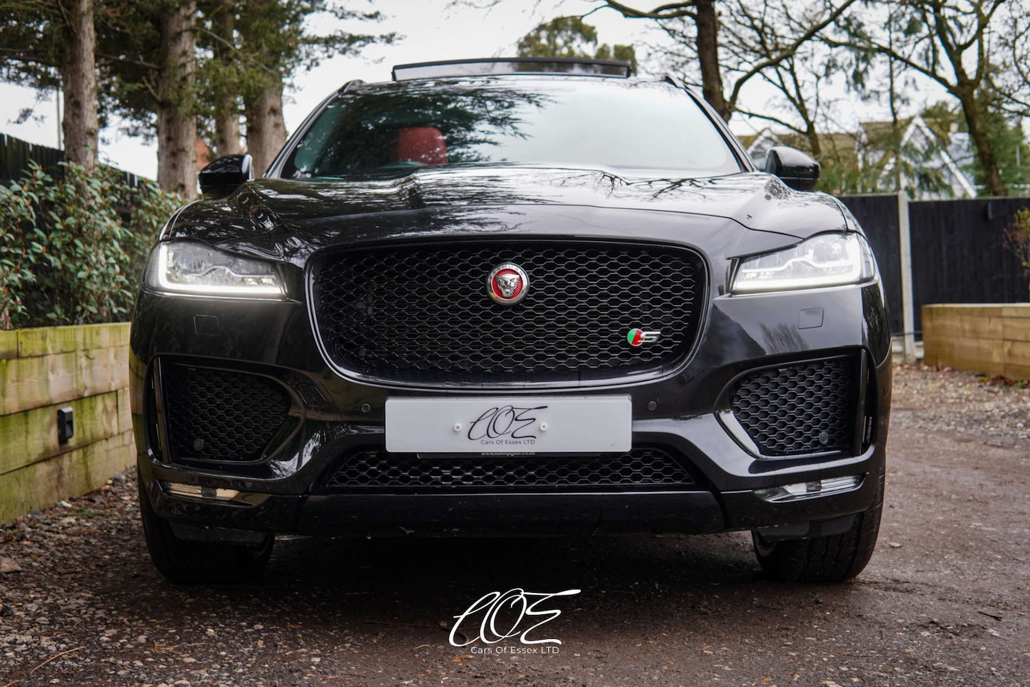 Used Jaguar F-Pace 2016 for sale - 77667947: Photo 4