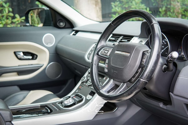 Used Land Rover Range Rover Evoque 2012 for sale - 76171679: Photo 6