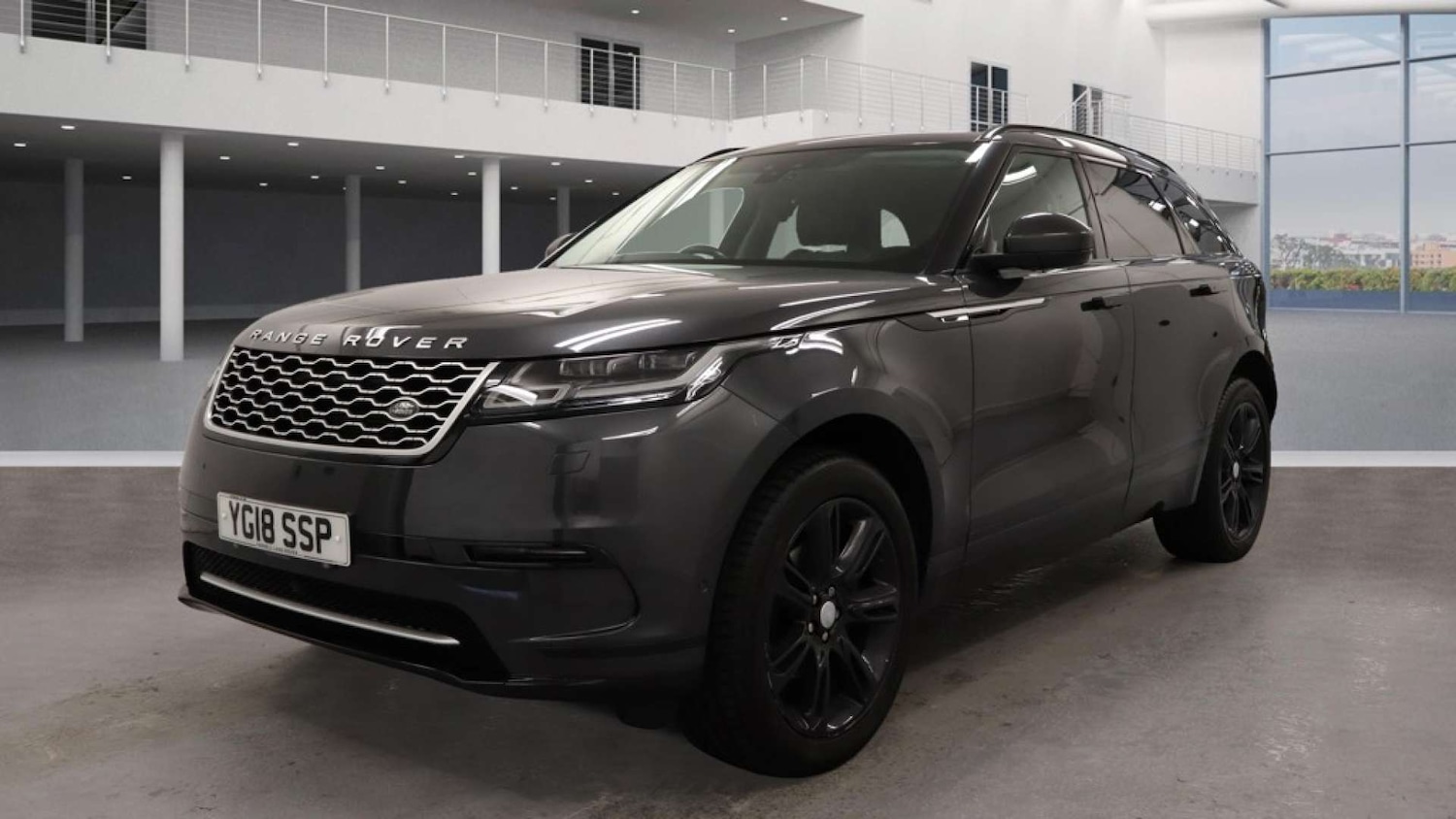 Used Land Rover Range Rover Velar 2018 for sale - 76471363: Photo 3