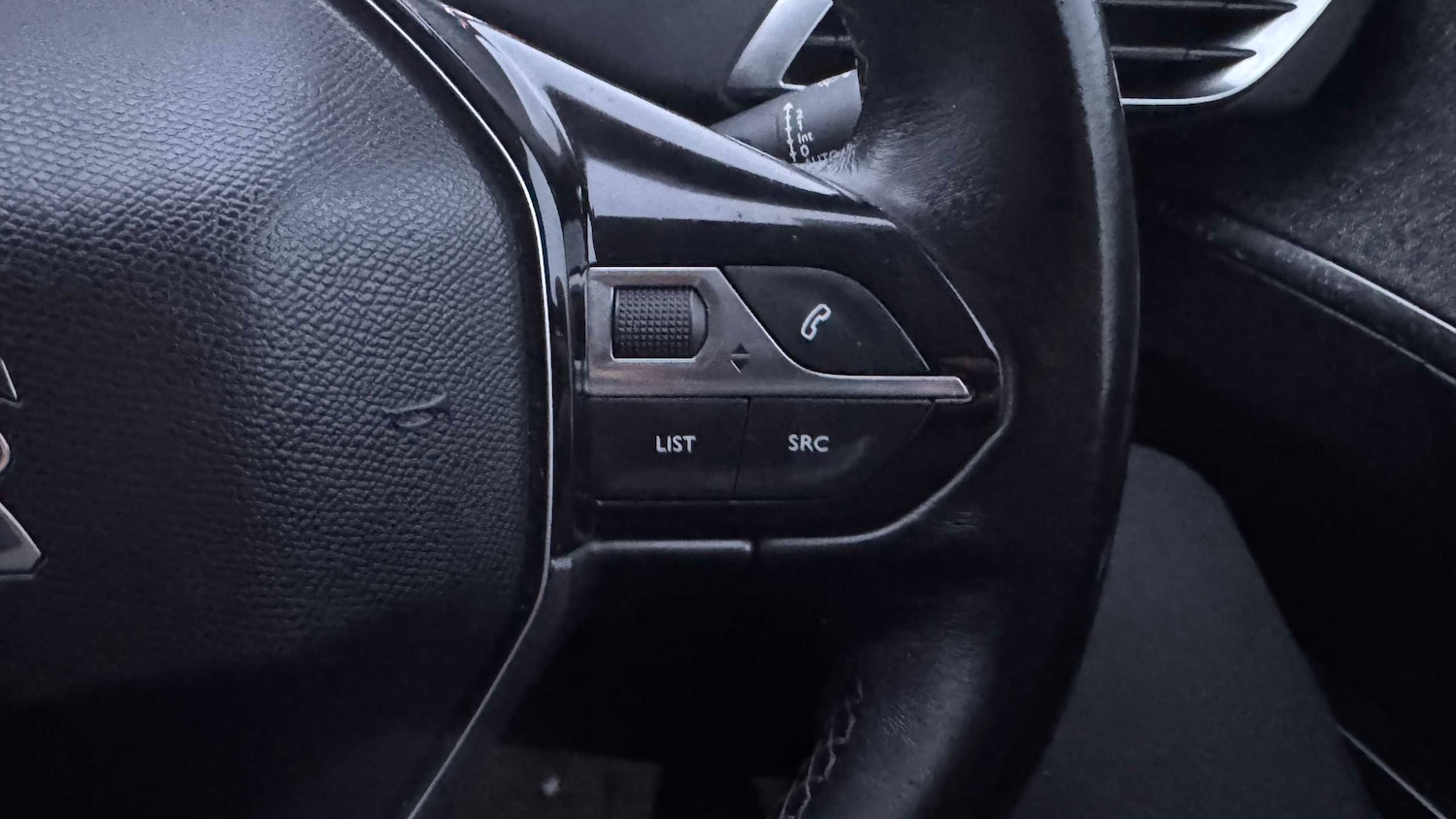 Used Peugeot 3008 2018 for sale - 76938226: Photo 22