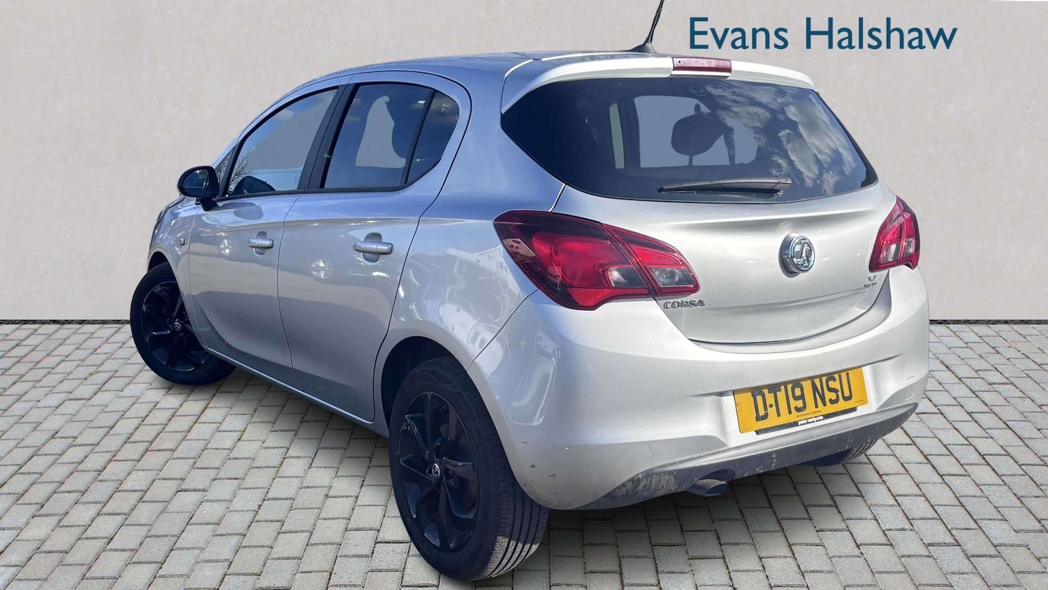 Used Vauxhall Corsa 2019 for sale - 77961105: Photo 2
