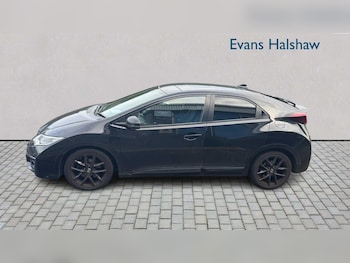 Used Honda Civic 2016 for sale - 76218282: Photo