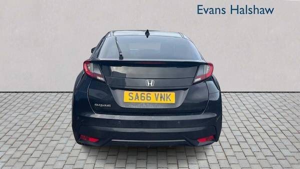 Used Honda Civic 2016 for sale - 76218282: Photo 5
