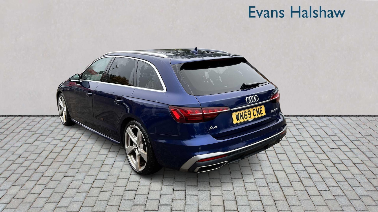 Used Audi A4 2019 for sale - 76316112: Photo 3