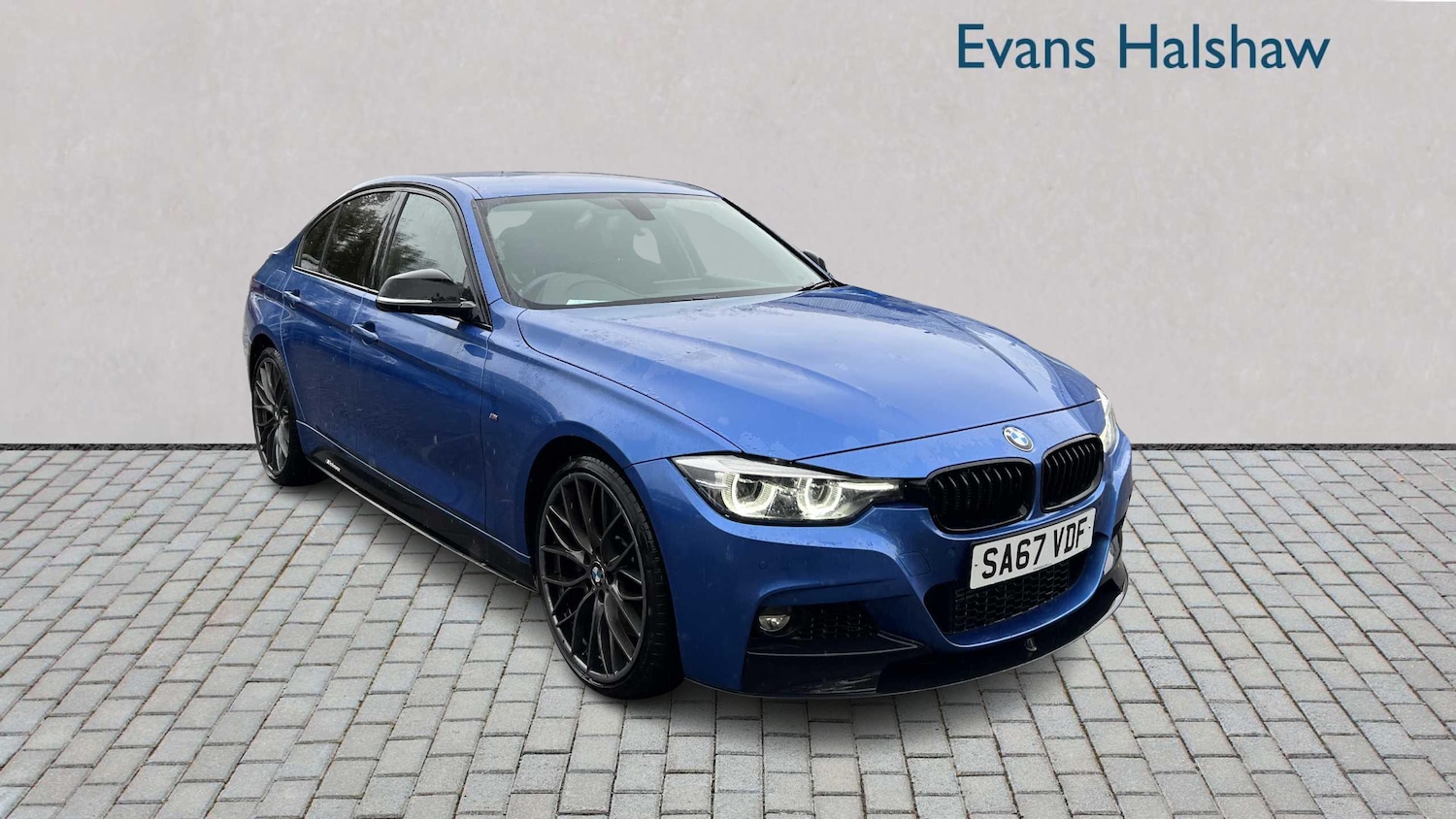 Used BMW 3 Series 2017 for sale - 76170137: Photo 1