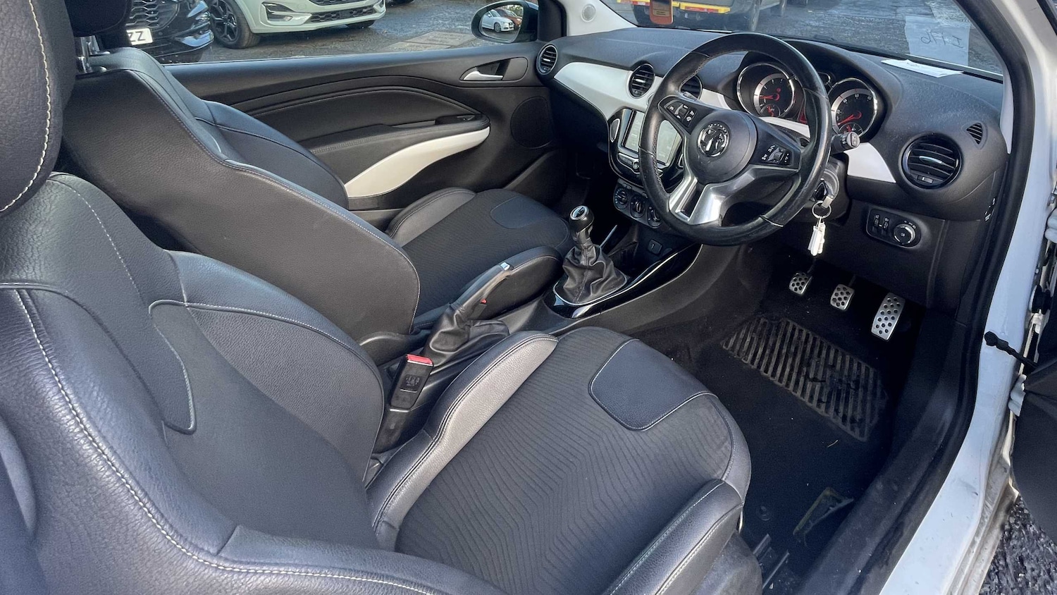 Used Vauxhall ADAM 2017 for sale - 76351648: Photo 8