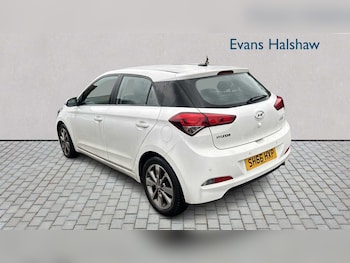 Used Hyundai i20 2016 for sale - 76475963: Photo