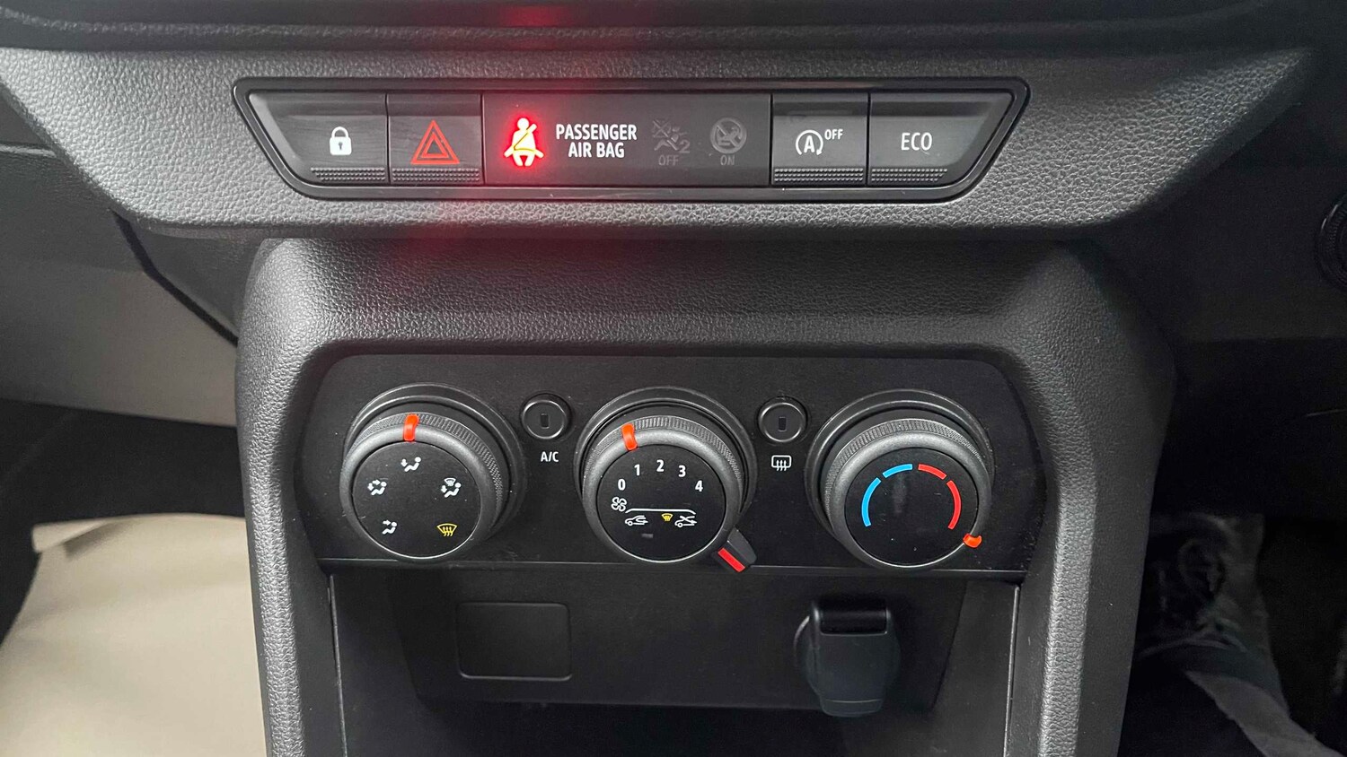 Used Dacia Sandero Stepway 2023 for sale - 76594304: Photo 16