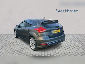 Used Ford Focus 2015 for sale - 76718160: Photo