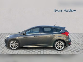 Used Ford Focus 2015 for sale - 76718160: Photo