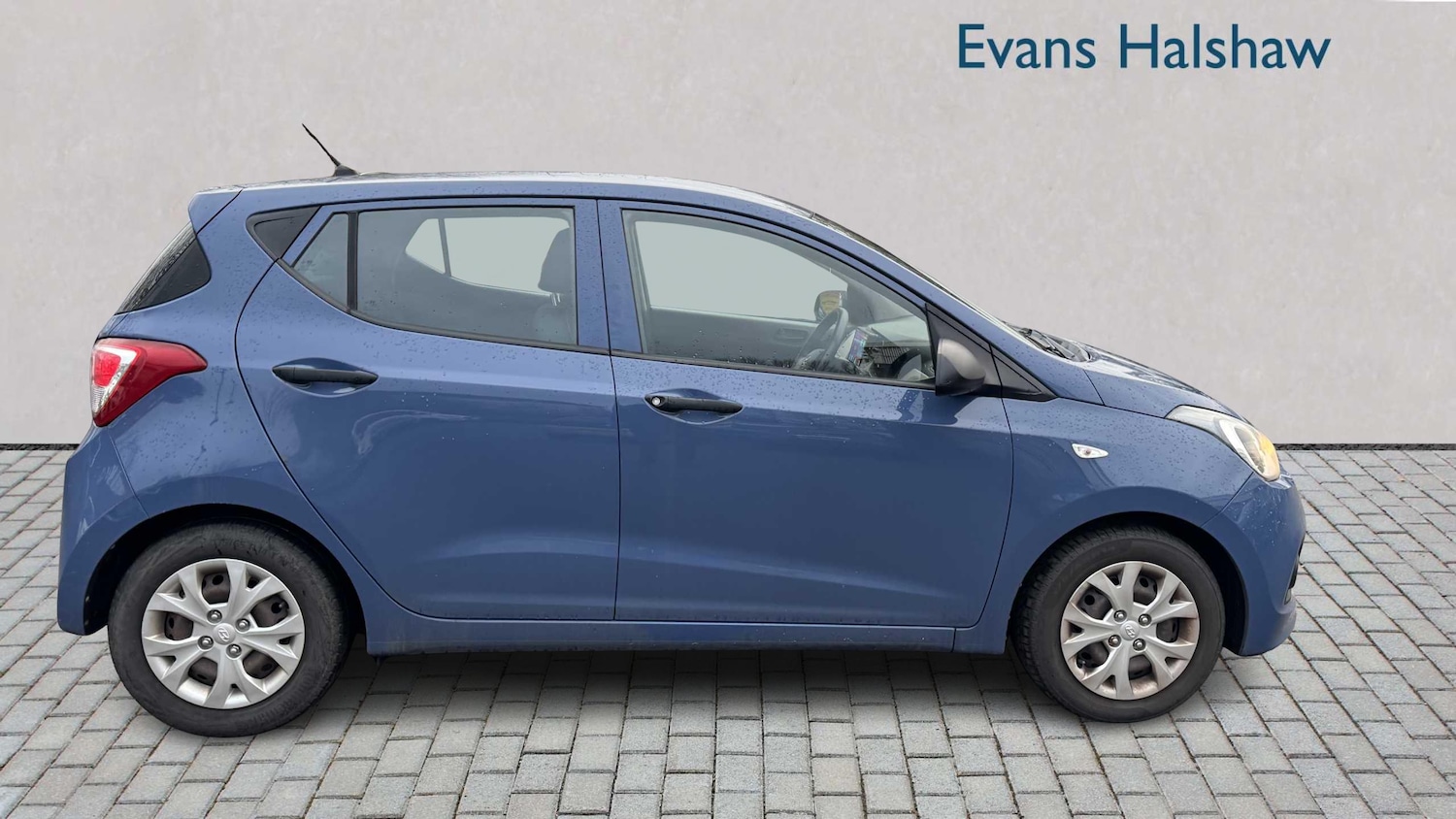Used Hyundai i10 2016 for sale - 77577259: Photo 3