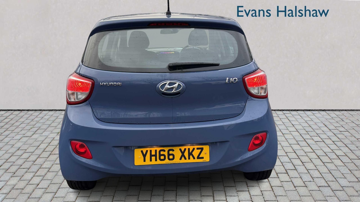 Used Hyundai i10 2016 for sale - 77577259: Photo 4