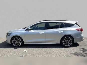 Used Ford Focus 2025 for sale - 75944420: Photo