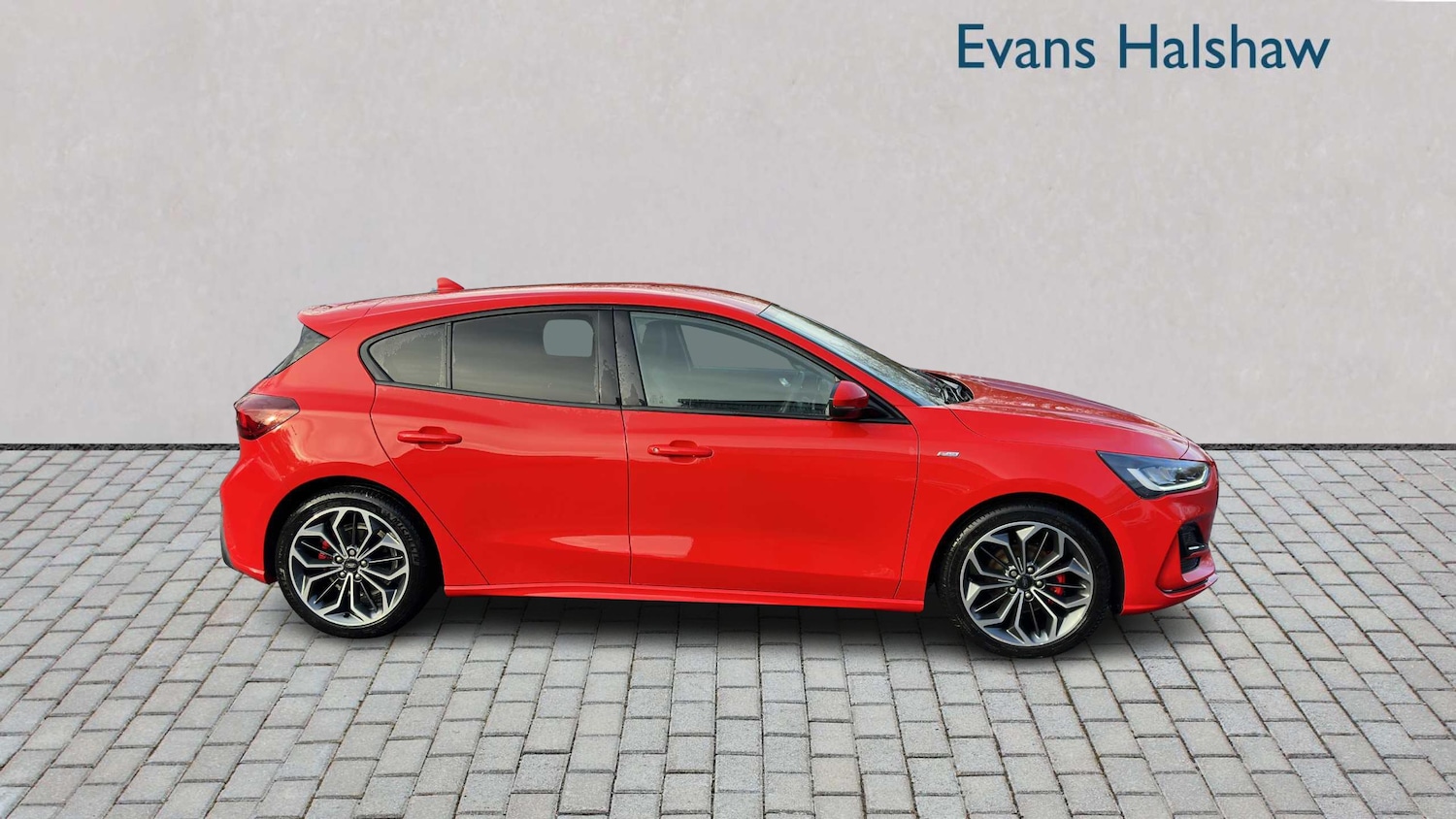 Used Ford Focus 2023 for sale - 77270307: Photo 2