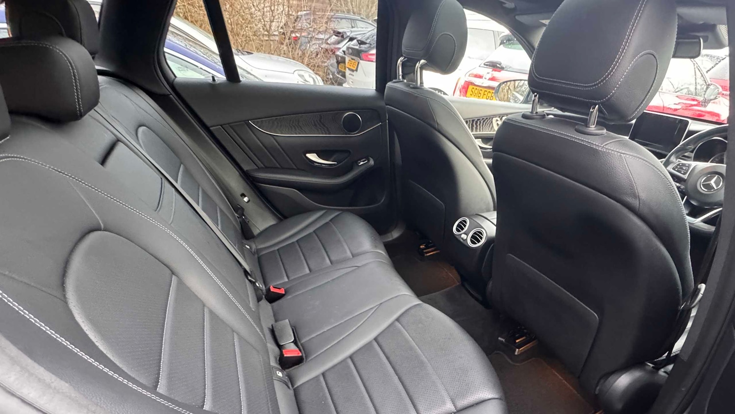 Used Mercedes-Benz GLC 2018 for sale - 76889701: Photo 11