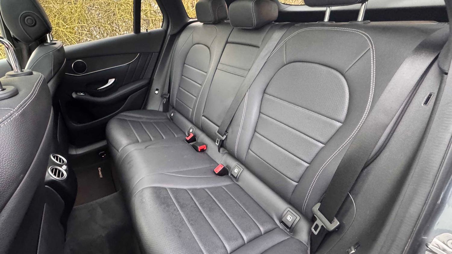 Used Mercedes-Benz GLC 2018 for sale - 76889701: Photo 9