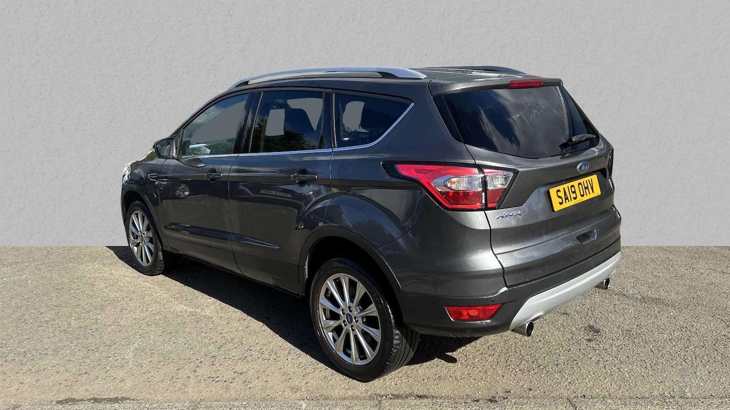 Used Ford Kuga 2019 for sale - 76087852: Photo 2