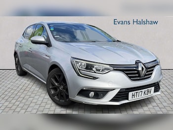 Used Renault Megane 2017 for sale - 78591609: Photo