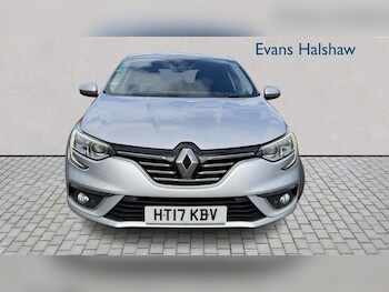 Used Renault Megane 2017 for sale - 78591609: Photo