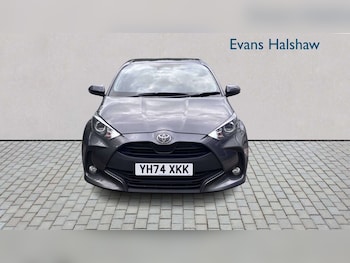 Used Toyota Yaris 2024 for sale - 79592934: Photo