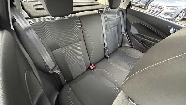 Used Ford Fiesta 2015 for sale - 75812995: Photo 16