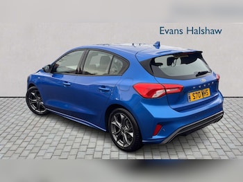 Used Ford Focus 2018 for sale - 77083114: Photo