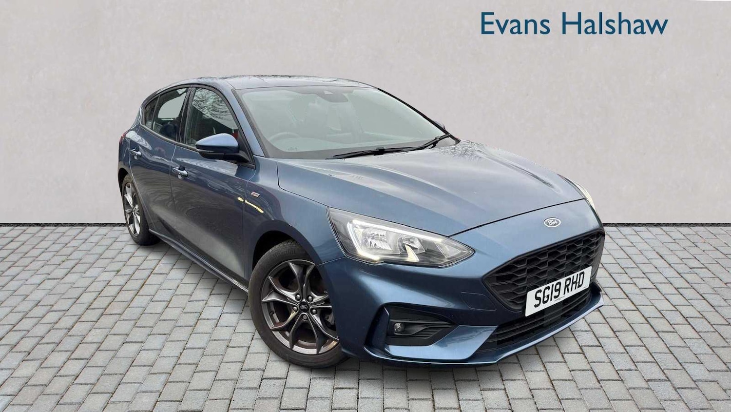 Used Ford Focus 2019 for sale - 77347918: Photo 2